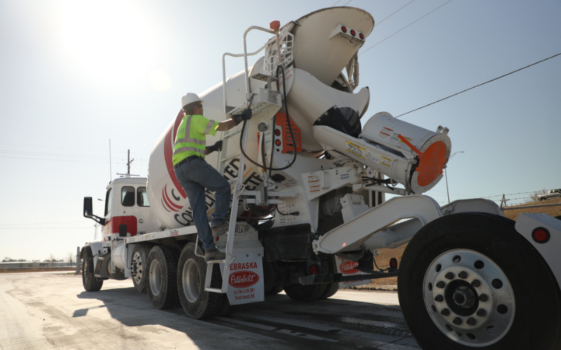 Rapid-Setting Cement: When Speed Matters in Construction