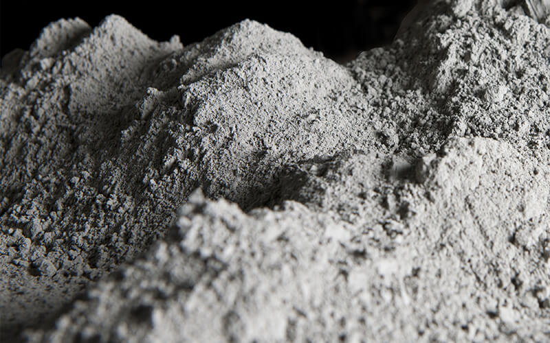 How Weather Conditions Affect Cement Performance
